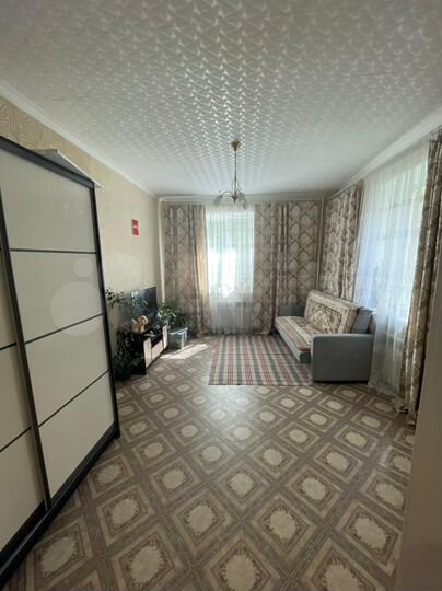 2-к. квартира, 43 м², 1/2 эт.