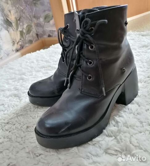 Ботинки женские 38 размера