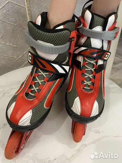 Роликовые коньки