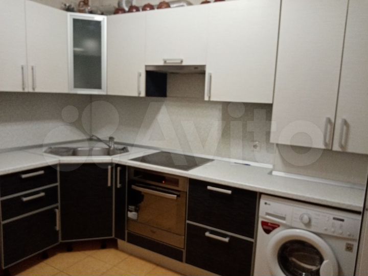 2-к. квартира, 51 м², 3/5 эт.