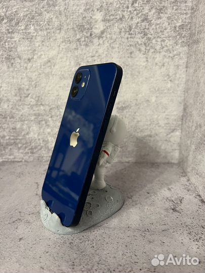 iPhone 12, 64 ГБ