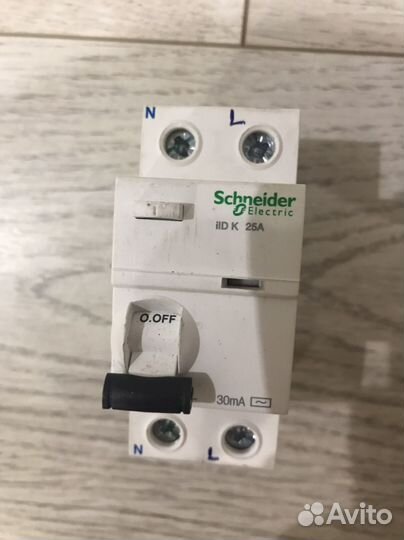 Узо Schneider electric 25A