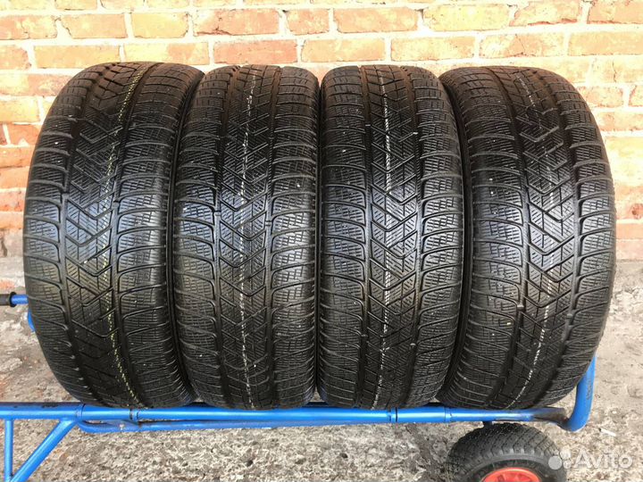 Pirelli Scorpion Winter 255/55 R18