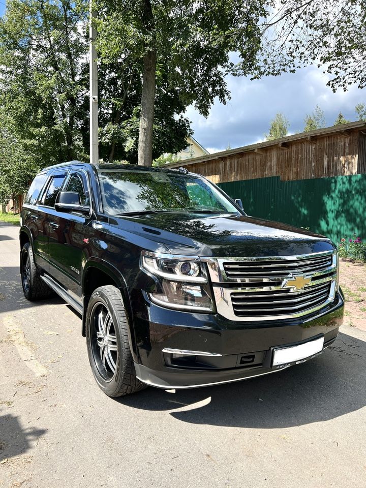 Chevrolet Tahoe: фото владельца