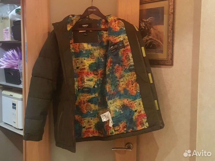 Горнолыжная, сноубордическая куртка