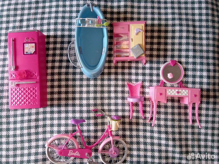 Для Барби мебель от Mattel