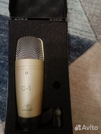 Микрофон Behringer c-1