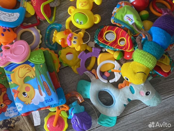 Детские игрушки до 1 года