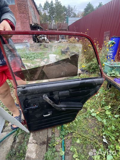 Задняя правая дверь ваз 2107