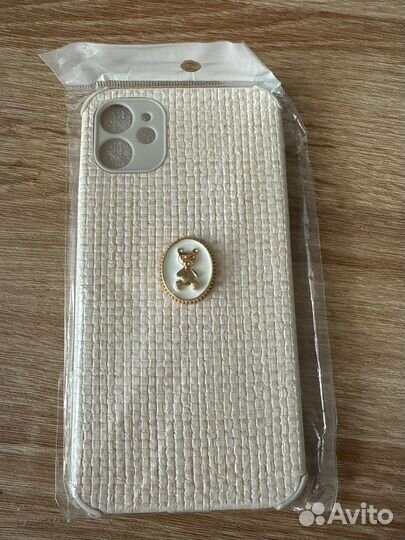 Чехол на iPhone 11