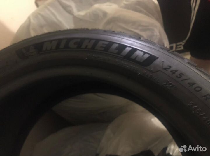 Michelin Pilot Alpin 5 245/40 R18