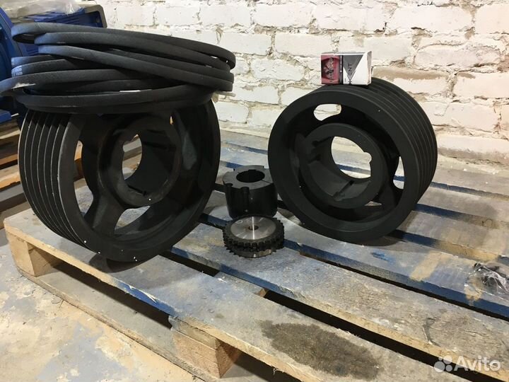 Шкивы,ремни,втулки,ступицы,звездочки,подшипники