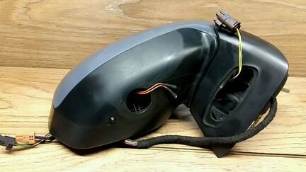 Зеркало правое электрическое Peugeot 3008