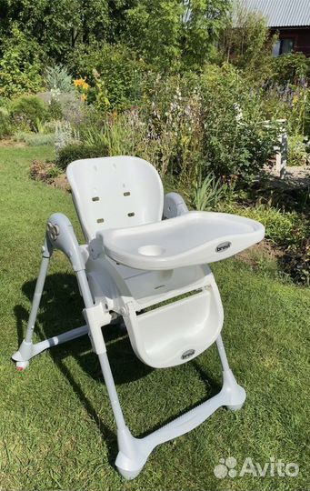 Стульчик для кормления brevi
