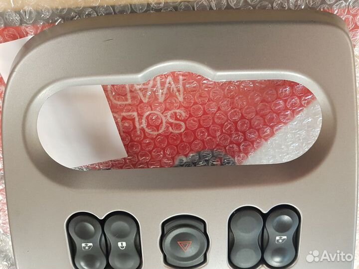 Обшивка салона Renault Sandero 2009-2014