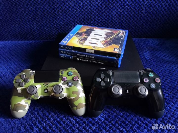 Sony Playstation 4 Slim