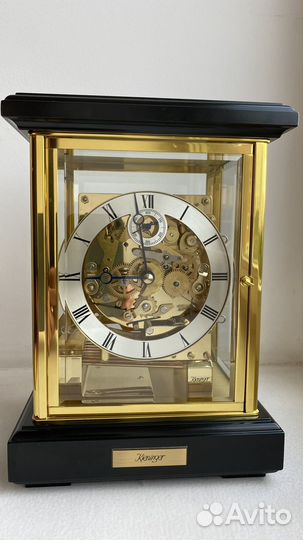 Нacтольныe мeханические чаcы Kieninger JM13