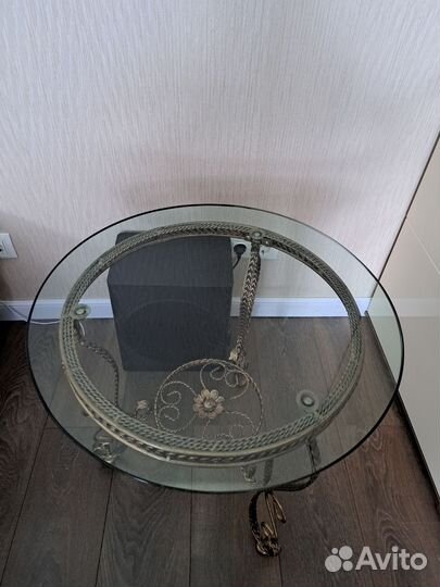 Столик журнальный кованный