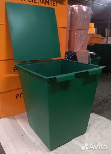 Мусорный контейнер 0.75 м3 с крышкой на колесах