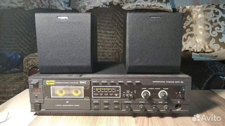 Магнитофон кассетный