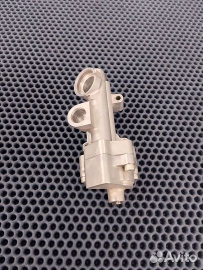 Suzuki GSX-R 600 k6 k7 маслянный насос