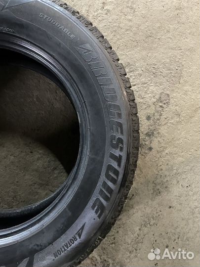 Bridgestone Ice Cruiser 7000 245/65 R17 111T