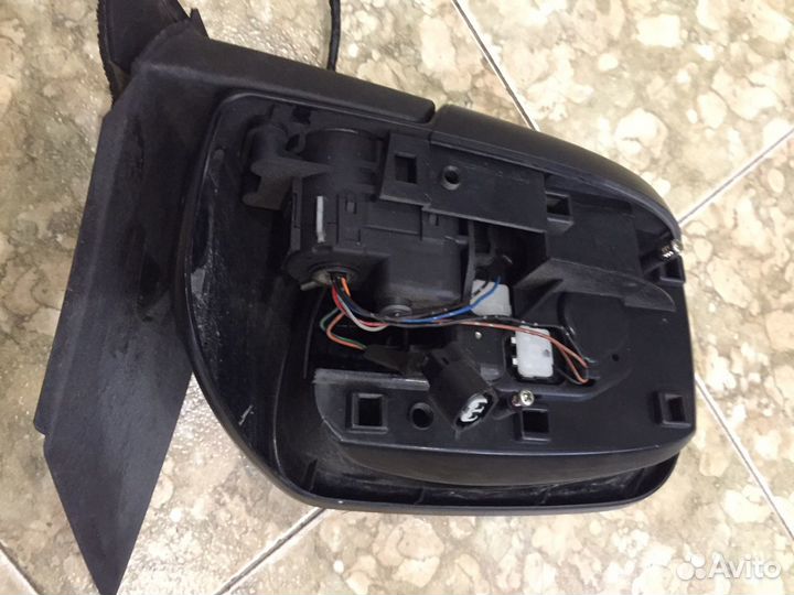 Корпус правого зеркала Mazda CX-7