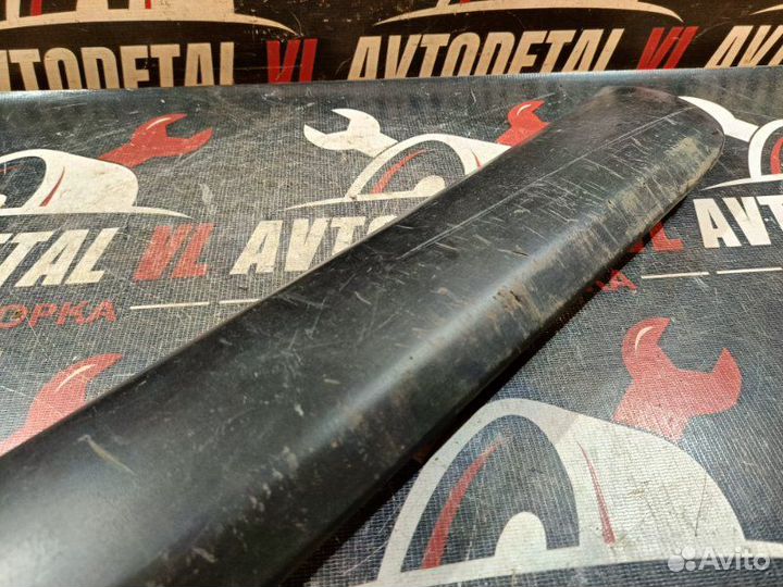 Молдинг двери задний левый Renault Sandero хэтчбек