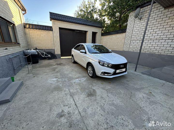 LADA Vesta 1.6 МТ, 2018, 240 000 км