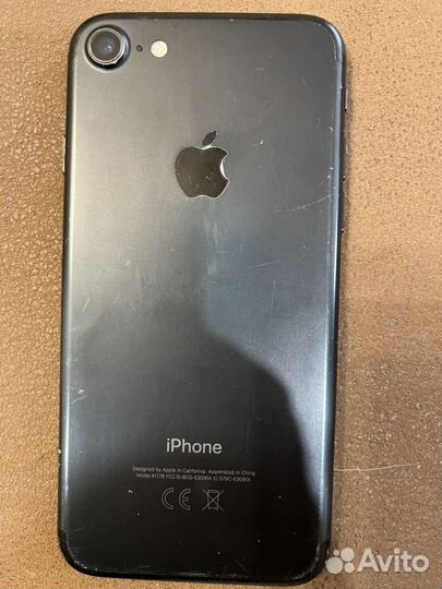 Телефон iPhone 7 128gb