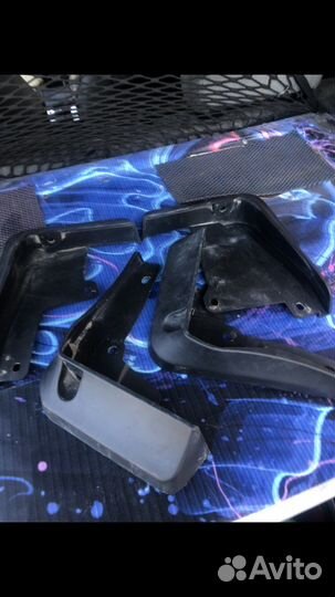 Брызговики на toyota camry 70