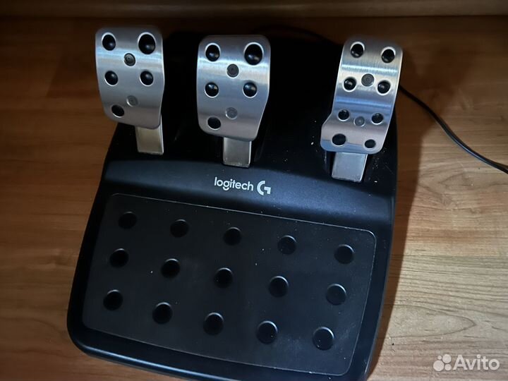 Игровой руль logitech g920