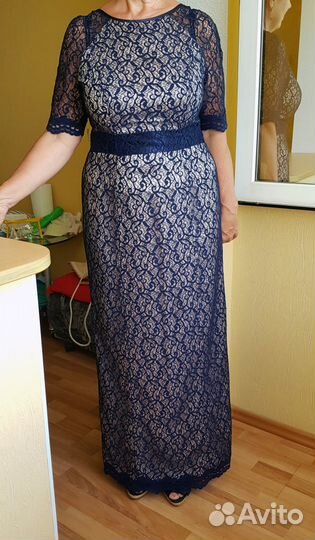 Кружевное вечернее платье в пол