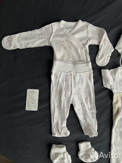 Костюмчики/блжи/штаны для малышки 56 р-р