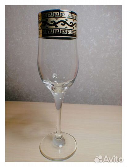 Набор бокалов