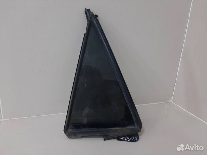 Стекло двери задней левой форточка Mazda Mazda 3 B