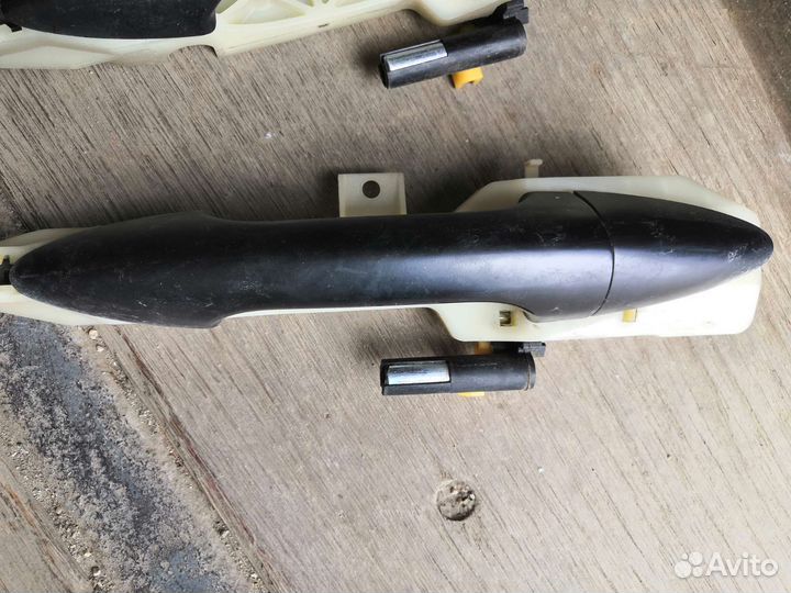 Ручка двери передняя задняя правая Hyundai Solaris