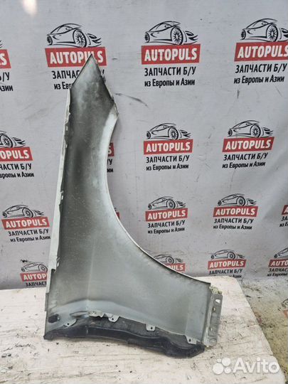 Крыло переднее левое Mercedes-Benz E-Class W207