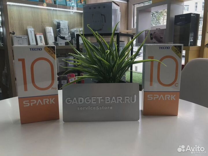 TECNO Spark 10 Pro, 8/128 ГБ