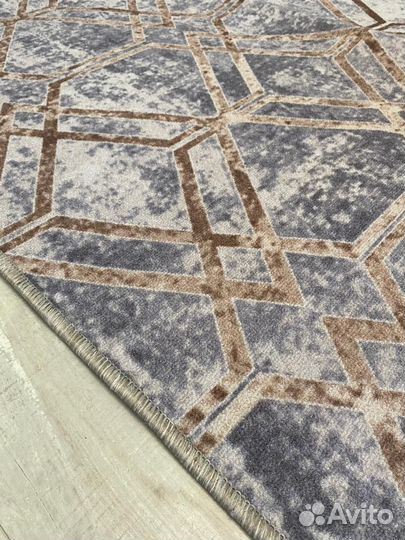 Ковер (палас) 200 на 300