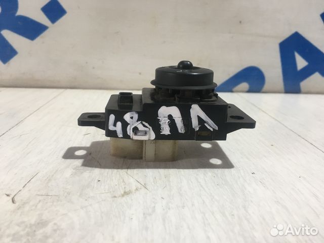 Блок управления зеркалами KIA cerato 2 1.6 мт седа