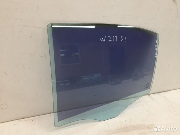 Стекло двери заднее левое Mercedes-Benz E-Class
