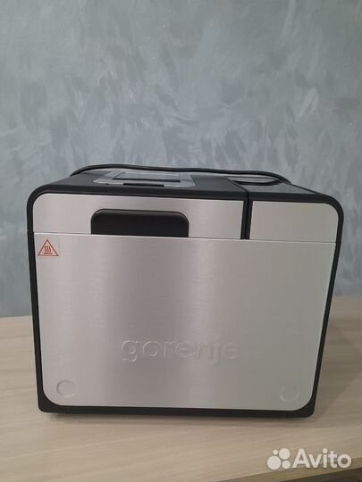 Хлебопечка