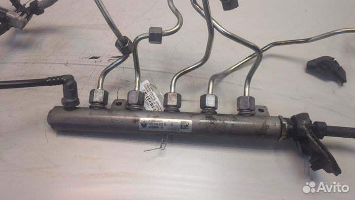 Рампа топливная Nissan Qashqai, 2012