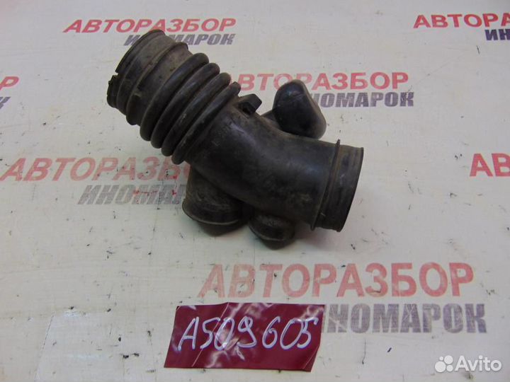 Патрубок воздушного фильтра для Toyota Corona 9 1