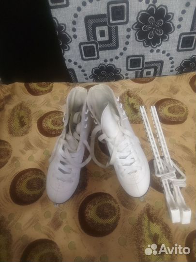 Коньки фигурные для девочки 36 размер торг уместен