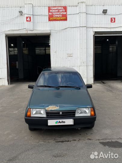 ВАЗ 2109 1.5 МТ, 1999, битый, 245 000 км