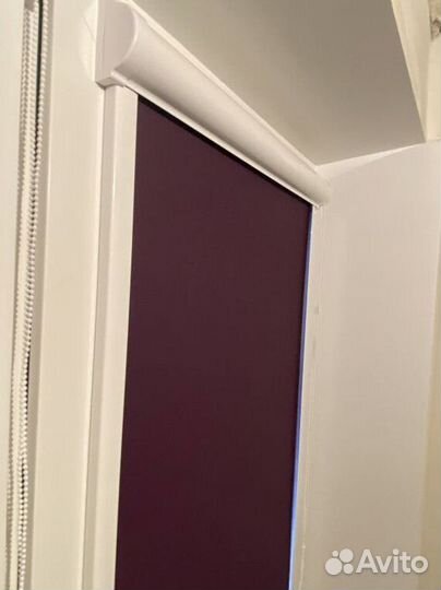 Рулонные шторы в коробе и с направляющими E0961