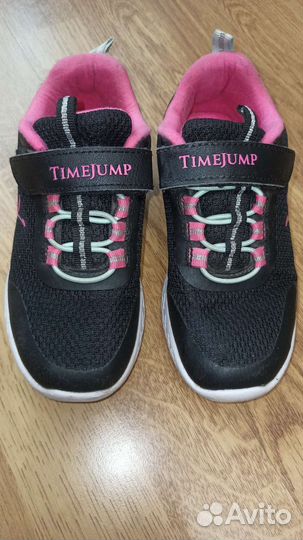 Кроссовки 31