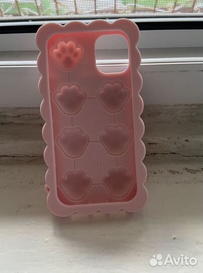 Чехол на iPhone 11